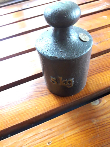 Antikes gewicht 5kg alte waage - 5kg,