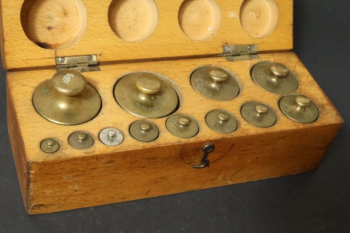 Alte gewichte gewichtssatz - gewichte,