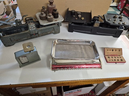 Verschiedene alte waagen mit - 4,